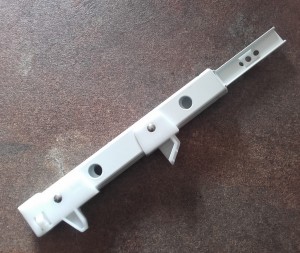 CANDY /Prowadnica górna pojemnika chłodz. prawa