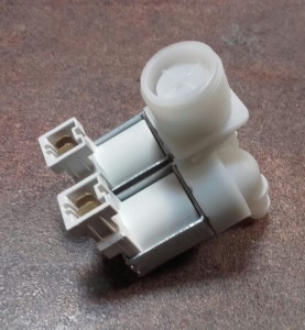 ELECTROLUX  /Elektrozawór 2-drożny 180st.