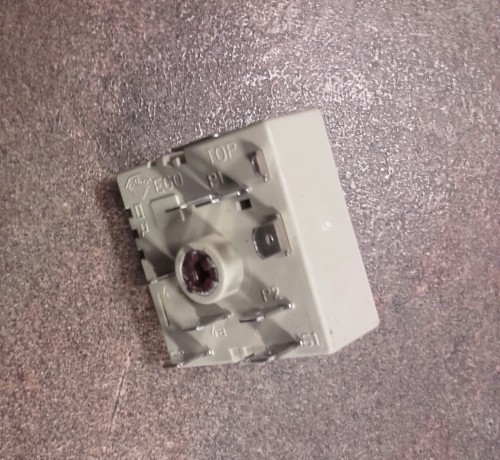 8002321.jpg