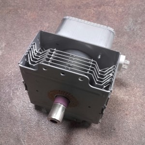 CANDY /Magnetron