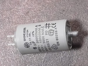 CANDY /Kondensator 6 micro