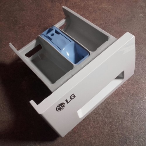 AGL74454240.jpg